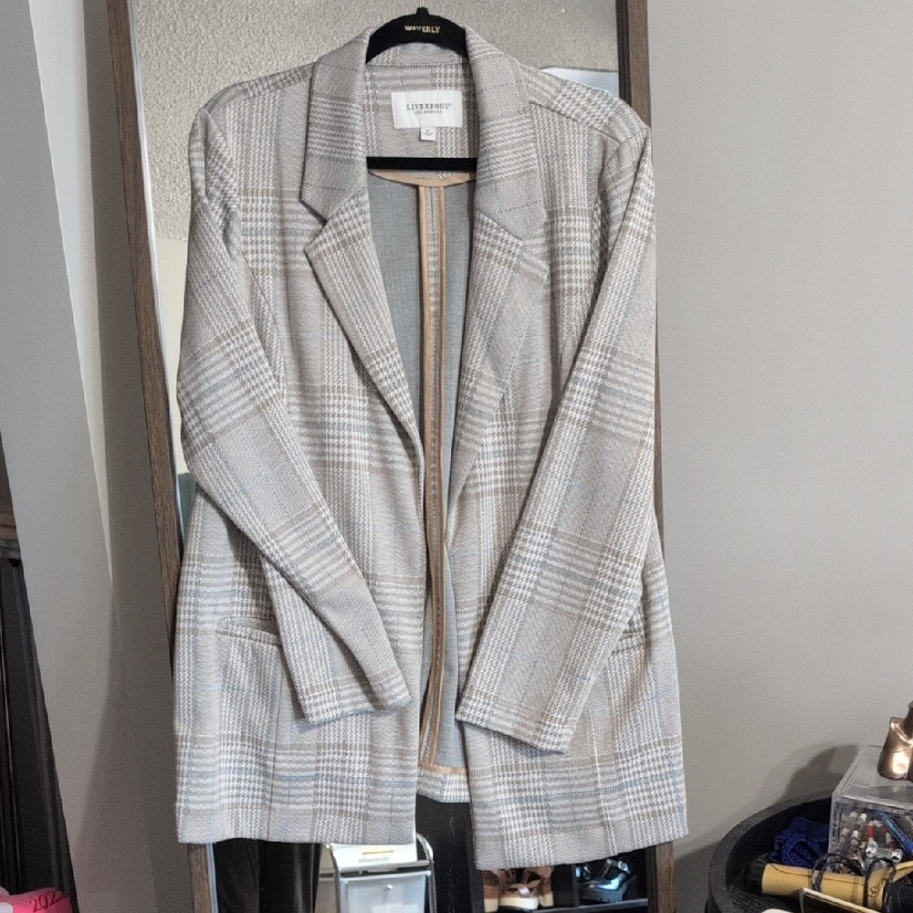 Women's Beige Plaid Blazer